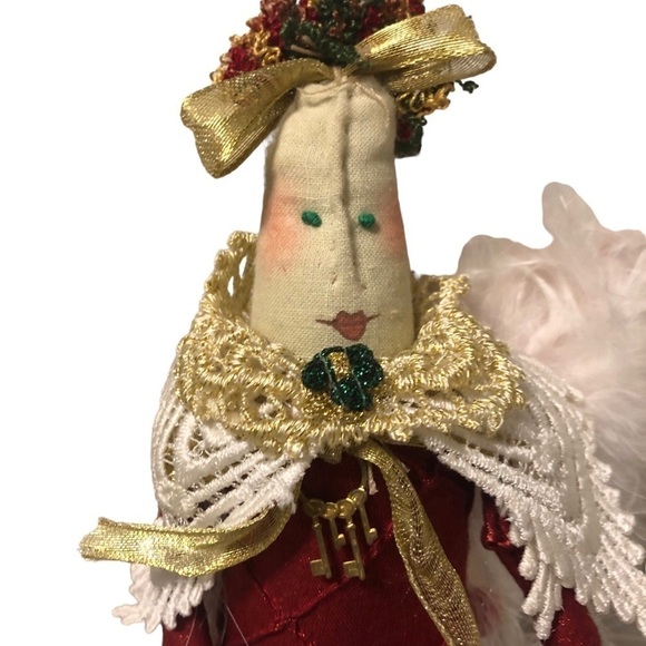 Carmen Manago Large Red Christmas Angel Soft Sculpt Feathers Ornaments 14” Box - Picture 2 of 9